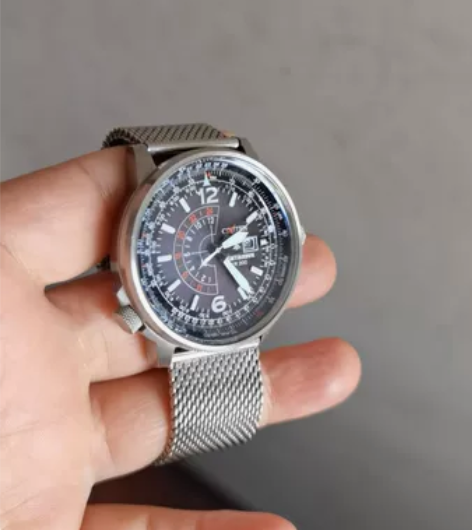 西铁城光动能！ 夜鹰！功能一切正常！镜面有...