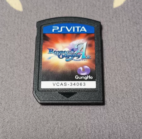 psv游戏卡仙境传说ace 中文裸卡,背面...