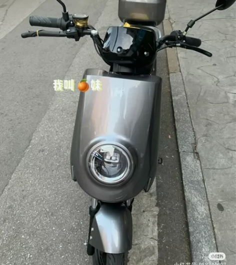 枪灰棒途E13 8成新买入3000多 感兴...