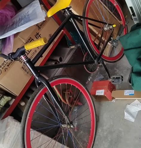 自行车 喜欢自提 感兴趣的话点“我想要”和...