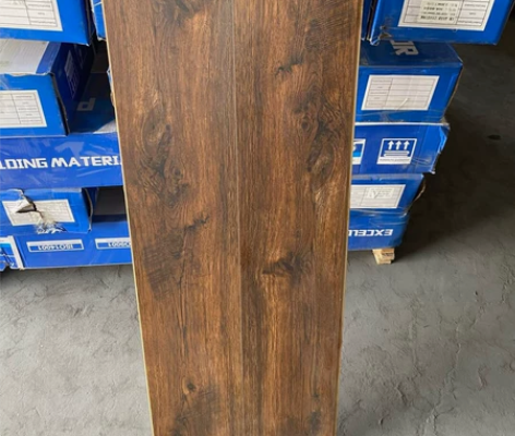 全新三层实木正品无瑕疵的尾单清仓处理 厂里...