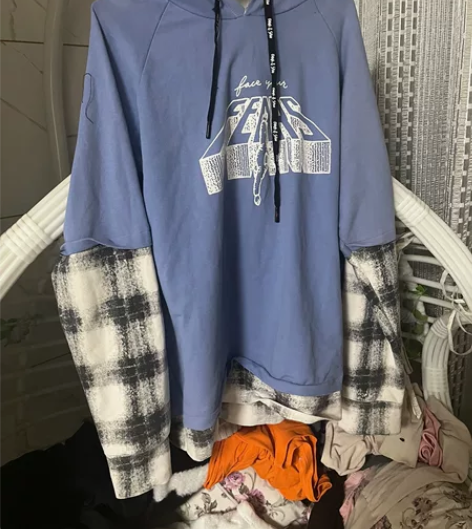 几乎全新，假两件格子男士卫衣，版型好，料子...