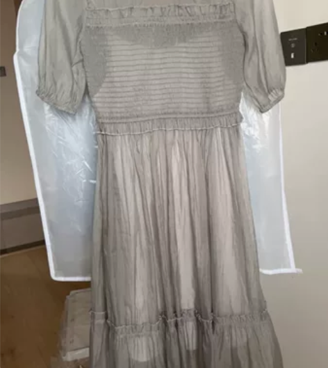 使用过 乐町流光纱轻纱灰色两件套公主裙学生...