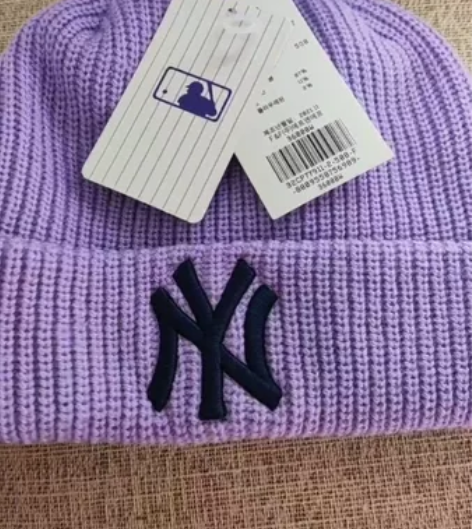 mlb针织帽子ny米紫色手机实拍的就长这样...
