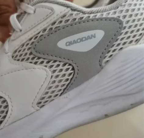 国产乔丹大童运动鞋，小白鞋，36码，22c...