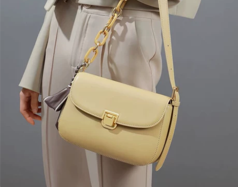 小包包2021新款潮真皮斜挎女包时尚高级感...