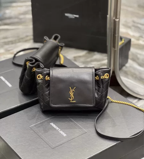 Mini Nolita!尺寸缩小后的它变得...
