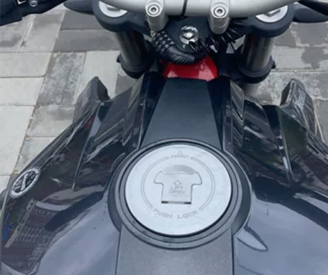 贝纳利红宝龙150，19年9月车，一万一千...