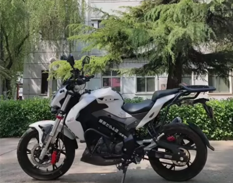 2018年小迅龙 大概2万3多公里。保险今...