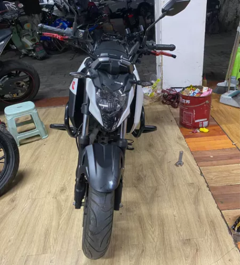 春风狒狒st安全行驶一万多公里 外观成色非...