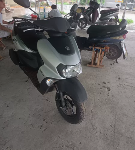 最新到家 雅马哈旭鹰125 外卖神车 嘎嘎...
