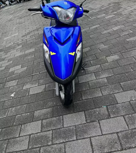 豪爵Vf125踏板摩托车，包过户，手续齐全...