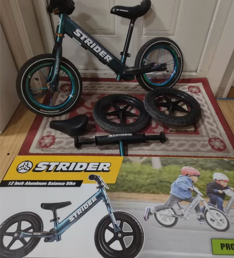 正品strider pro儿童平衡车，翡翠...