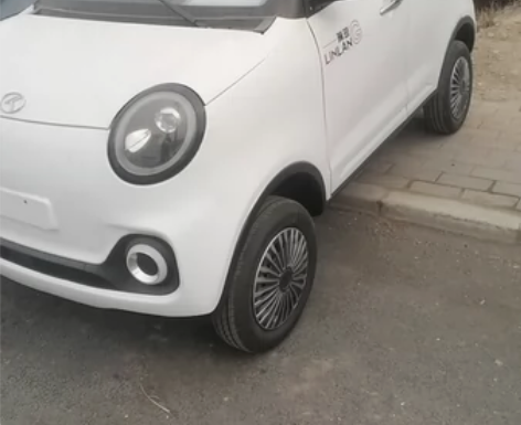 新能源四轮电动车，倒车影像，不用挂牌、不需...