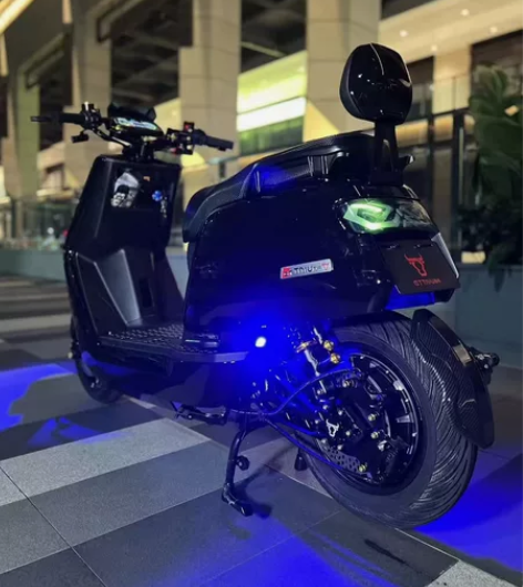 陶牛夜魔顶配刚落地一天转卖，不能上东莞白牌...