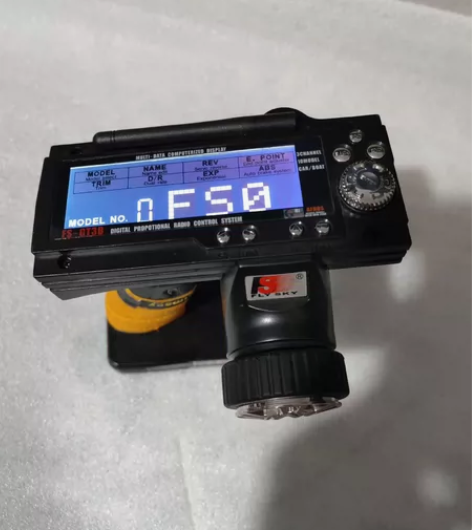 富斯FS-GT3B，车船遥控器 现货 实物...