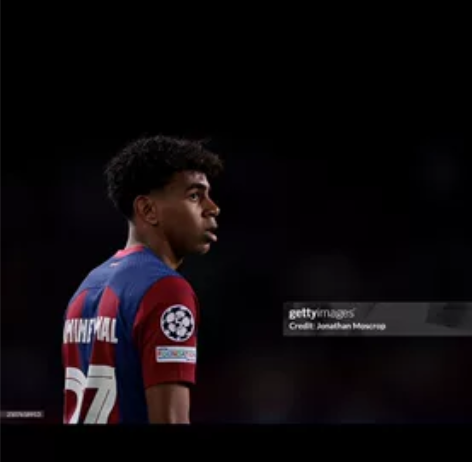 23/24 赛季 27号 亚马尔33号 库...