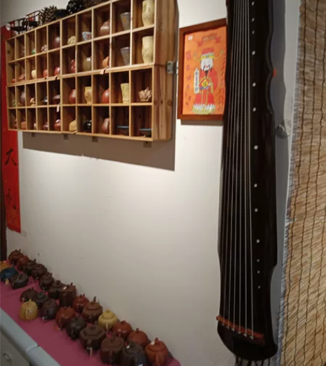 门面搬迁，清仓特价博古架书柜10个，茶桌2...