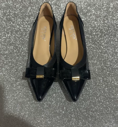 全新36码女士真皮皮鞋，编号k19，头层牛...