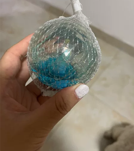 迪士尼正版 爱莎闪亮弹力球 家里小孩买了不...