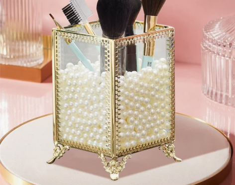 ?轻奢简约玻璃金属收纳盒现代梳妆台化妆品整...