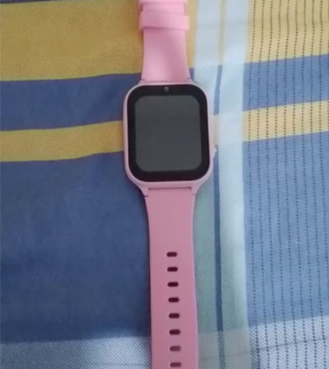 古讴卡旗舰店正品儿童电话手表  9.5成新...