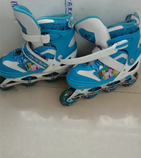 溜冰鞋男女通用 感兴趣的话点“我想要”和我...