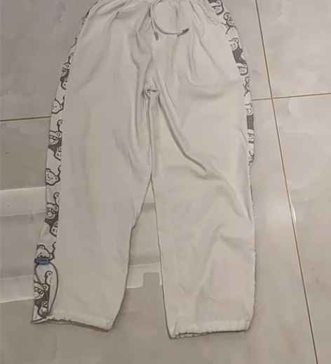 裤子 感兴趣的话点“我想要”和我私聊吧～?...