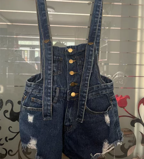 夏季蓝色牛仔背带短裤 实物比照片颜色浅 感...