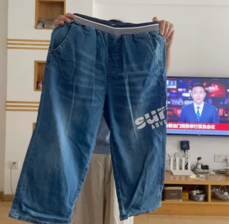 儿童七分牛仔裤，适合九岁十岁的小男孩，全新...