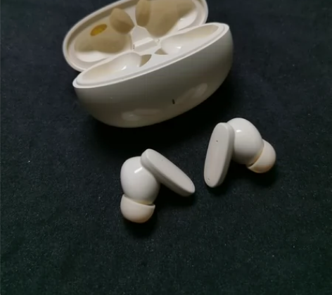雅兰仕s90无线蓝牙耳机 99新出给那个喜...