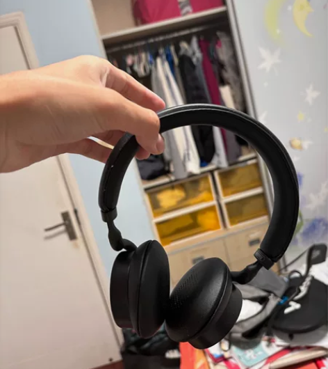 remax头戴式耳机，全套包装都在，内赠一...