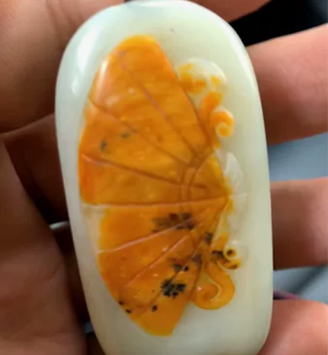 玉吊坠闲置想卖换钱有缘人真心喜欢的来 感兴...