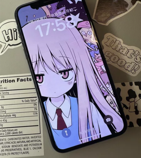 自己用的iPhoneX256G白色的，面容...