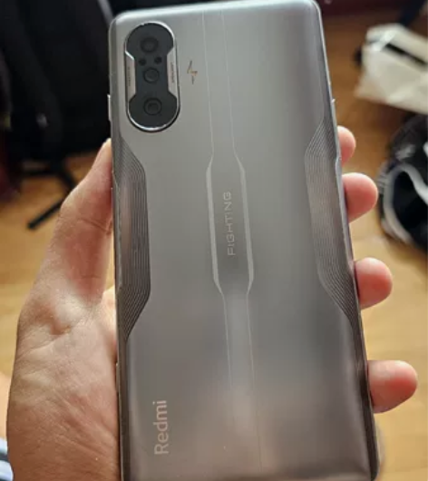 红米k40游戏增强版，8+256银色，轻微...