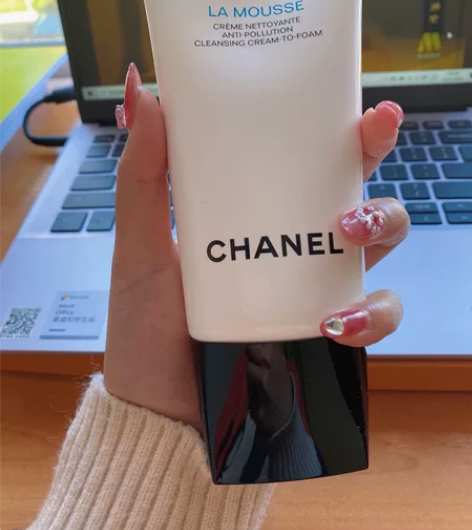 全新闲置出香奈儿山茶花洗面奶150ml 准...