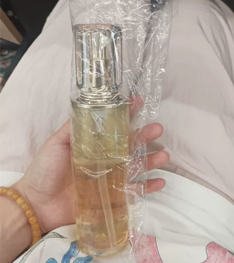 cpb钻光水滋润型170ml,全新,未拆封...
