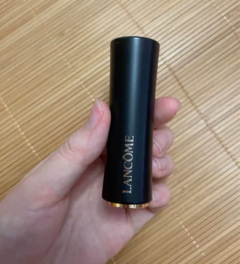 兰蔻小蛮腰口红196 22年专柜购入主页满...