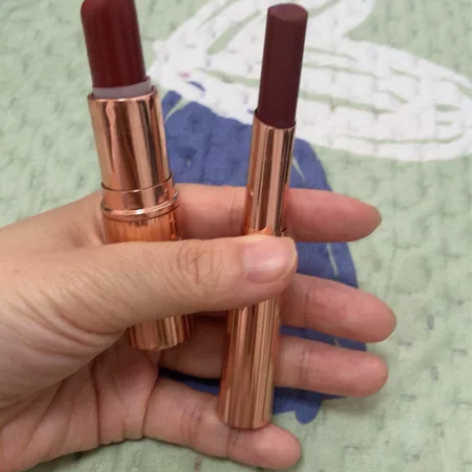 CT口红过期了   便宜出色号如图上。 一...