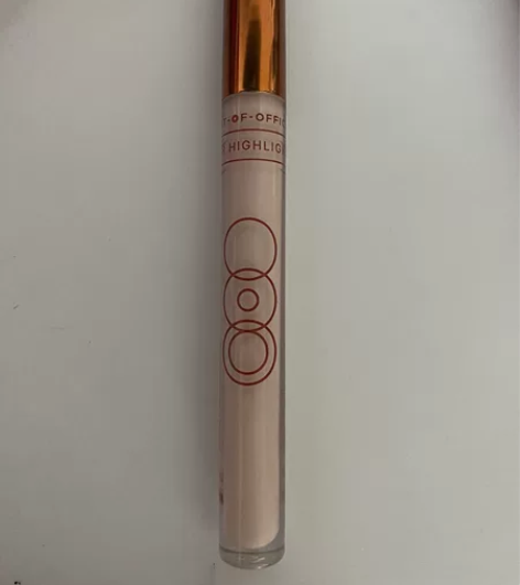 OOO提亮修容 仅用过两次 几乎全新 单拍...