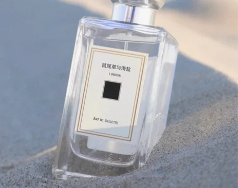 鼠尾草与海盐蓝风铃英国梨与小苍兰黑莓与月桂...