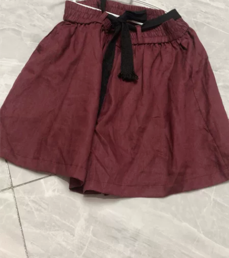 亚麻短裤全新 感兴趣的话点“我想要”和我私...