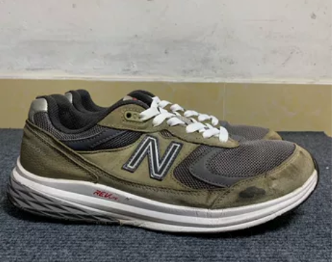 44码。NewBalance低帮运动鞋，内...