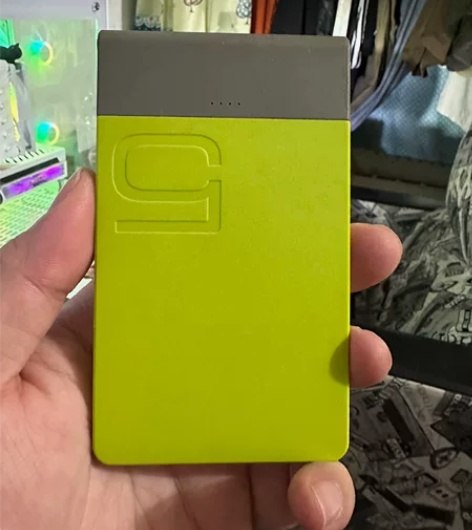 华为5000毫安充电宝，原来卖华为手机送的...