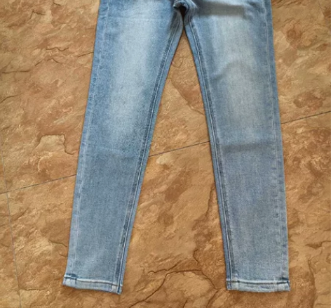 bv弹力牛仔裤，腰围66－74，裤长91，...