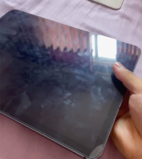 iPad2020air4代灰色换过外屏摔过...