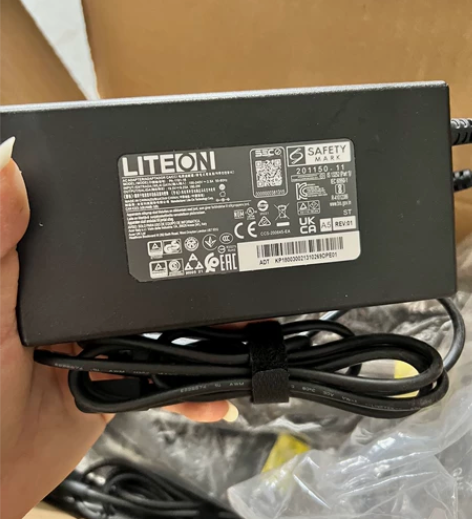 二手原装宏基180W适配器 输出：19.5...