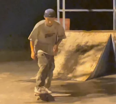 #滑板培训 本人板龄四年，擅长新手入门教学...