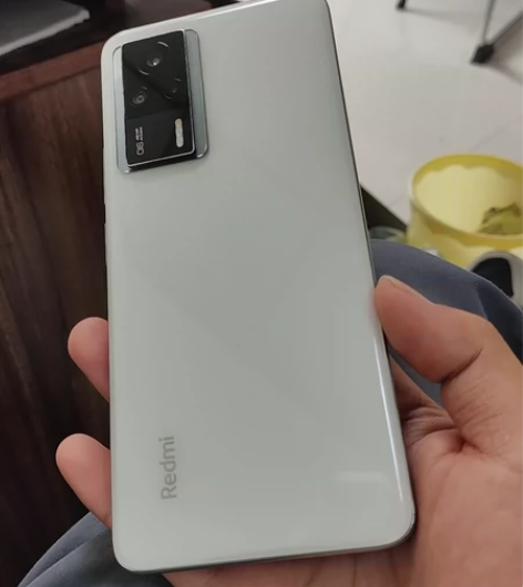 ?红米k60e，12+512G，66w快充...