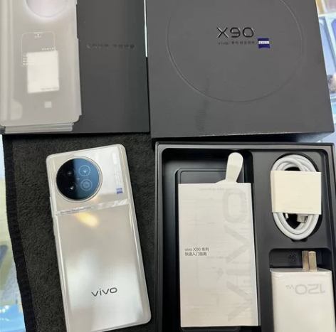 VivoX90 99准新机 国行 12+2...